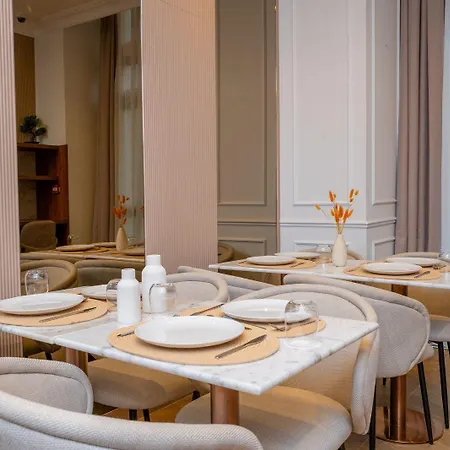 Hotel Garbo 4*