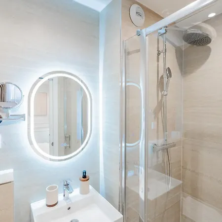 Garbo Hotel 4*