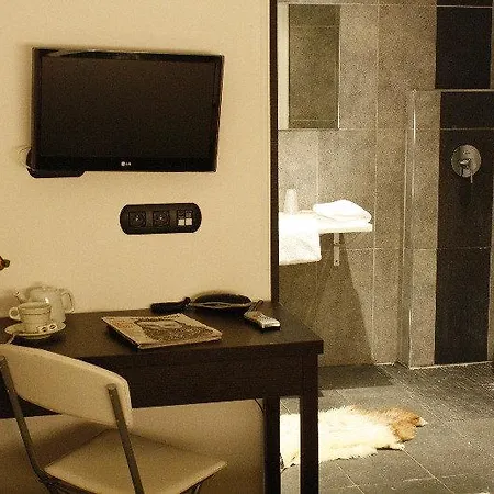 Garbo فندق باريس
