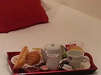 Ξενοδοχείο Garbo 3*