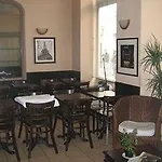 Garbo 4*